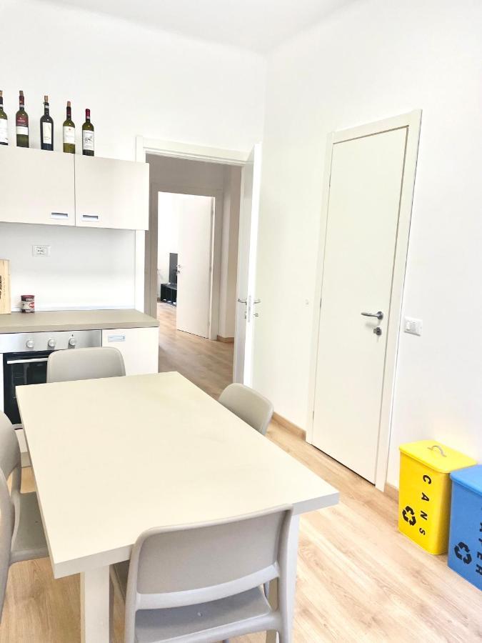 Camera Con Bagno Privato - Zona Bocconi ミラノ エクステリア 写真